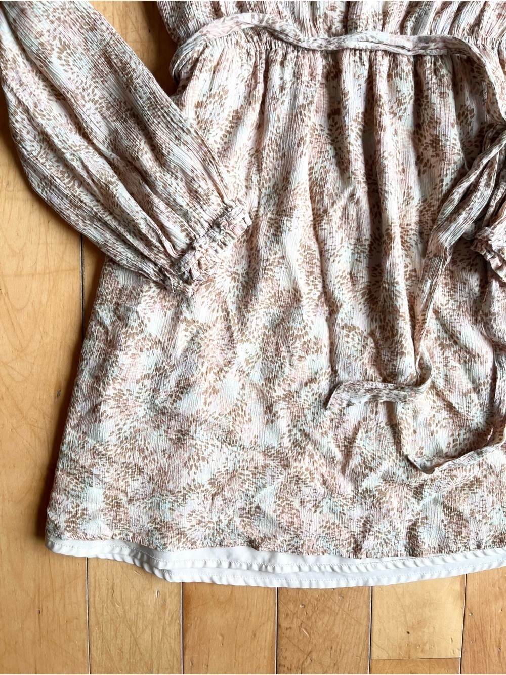 Gentle Fawn Tan Floral Long Sleeve Dress Size Medium - Picture 3 of 7